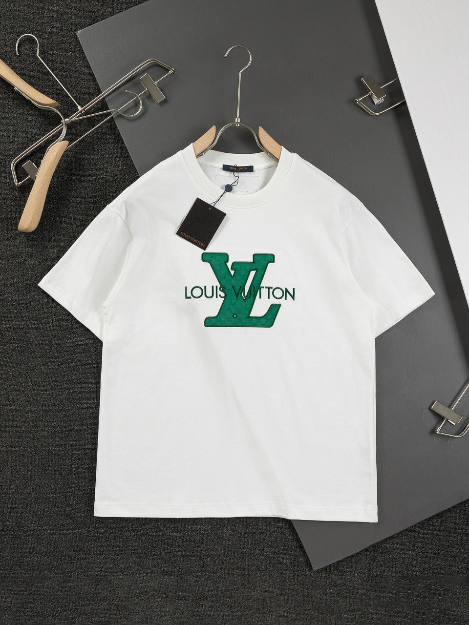 LuxluxHouse Best Quality Clothes T-shirt Louis Vuitton