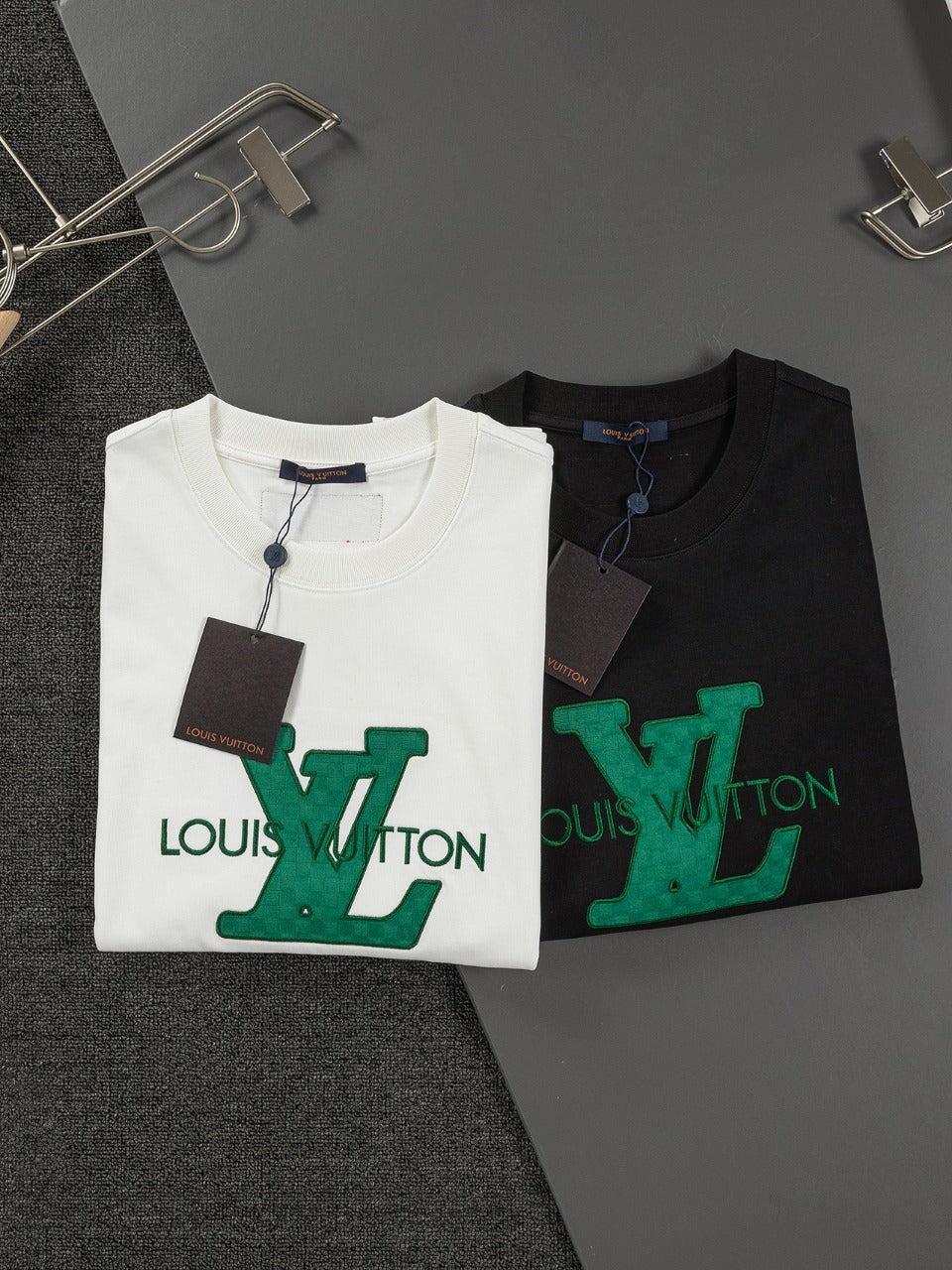 LuxluxHouse Best Quality Clothes T-shirt Louis Vuitton