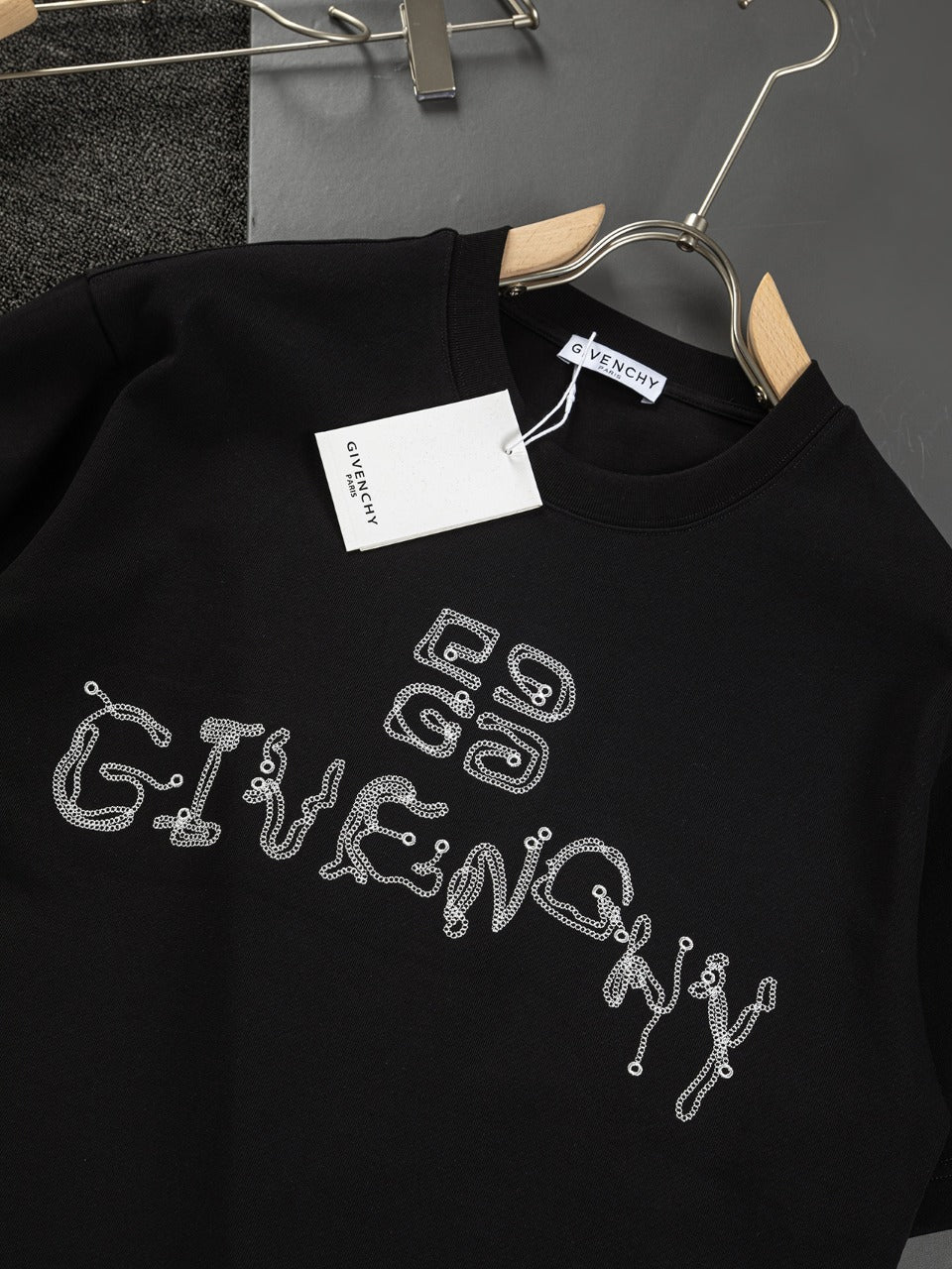 LuxluxHouse Best Quality Clothes Givenchy T-shirt