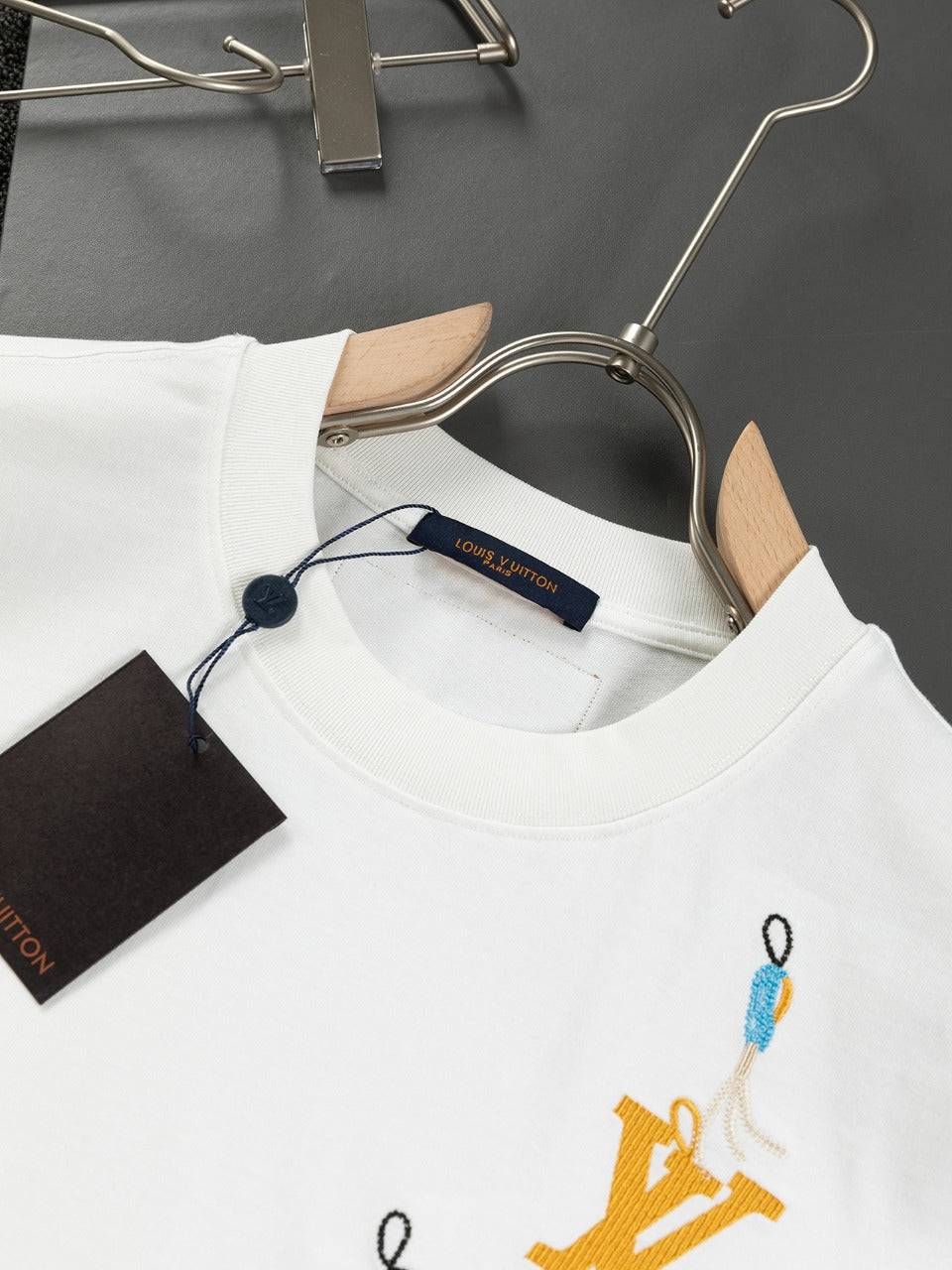 LuxluxHouse Best Quality Clothes T-shirt Louis Vuitton