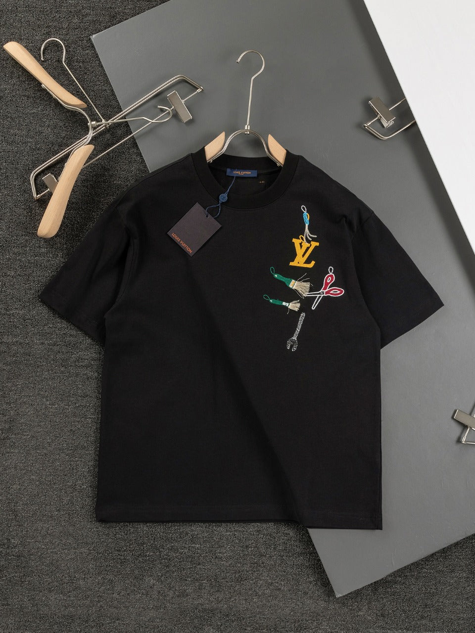 LuxluxHouse Best Quality Clothes T-shirt Louis Vuitton