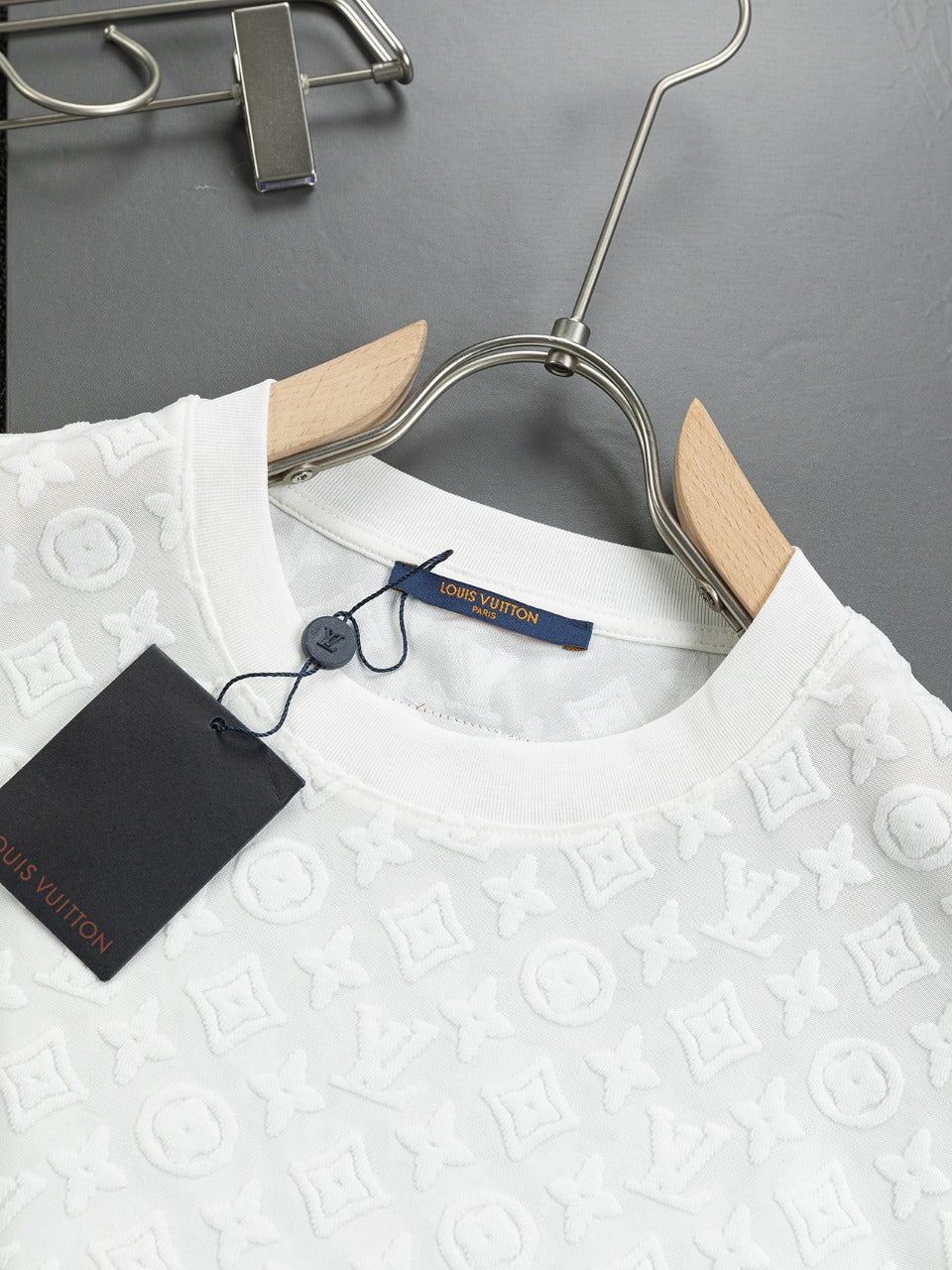 LuxluxHouse Best Quality Clothes T-shirt Louis Vuitton