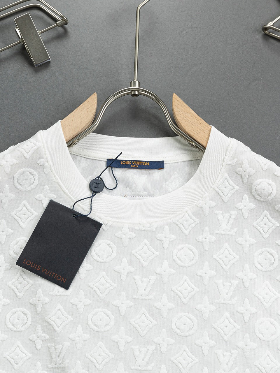 LuxluxHouse Best Quality Clothes T-shirt Louis Vuitton
