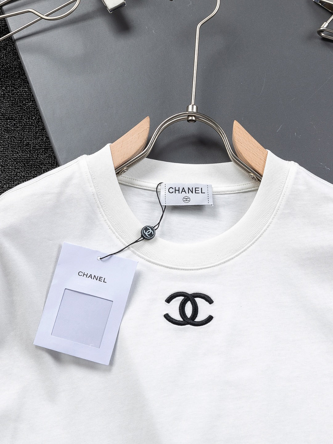 LuxluxHouse Best Quality Clothes T-shirt Chanel & Maison Margiela