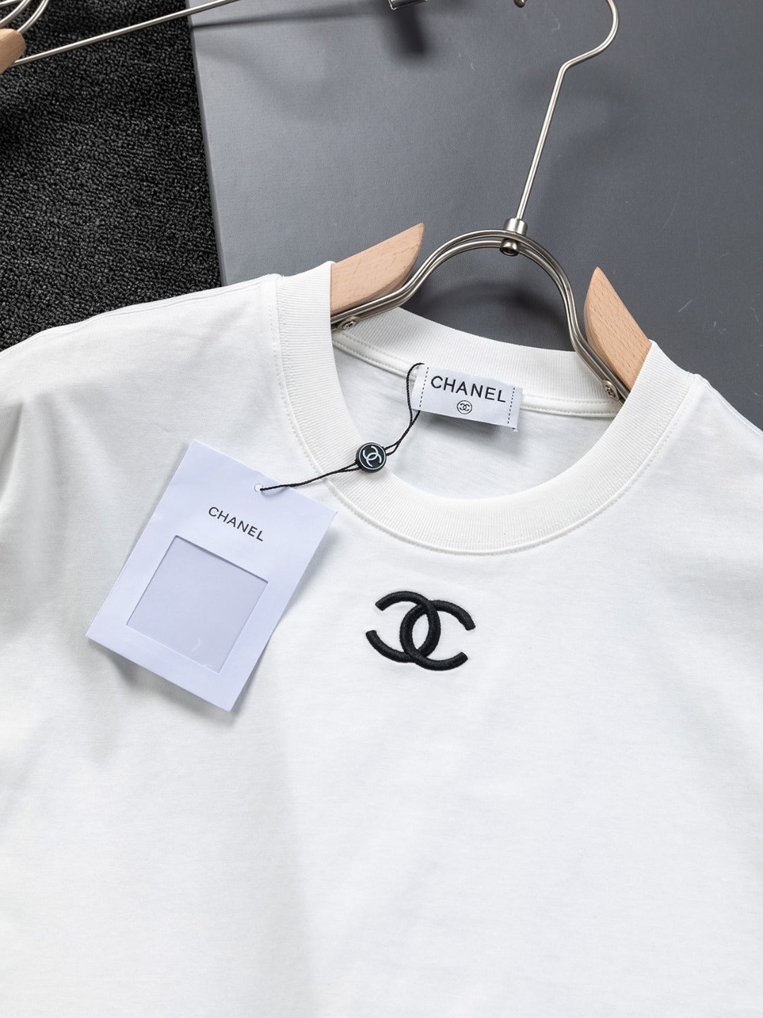LuxluxHouse Best Quality Clothes T-shirt Chanel & Maison Margiela