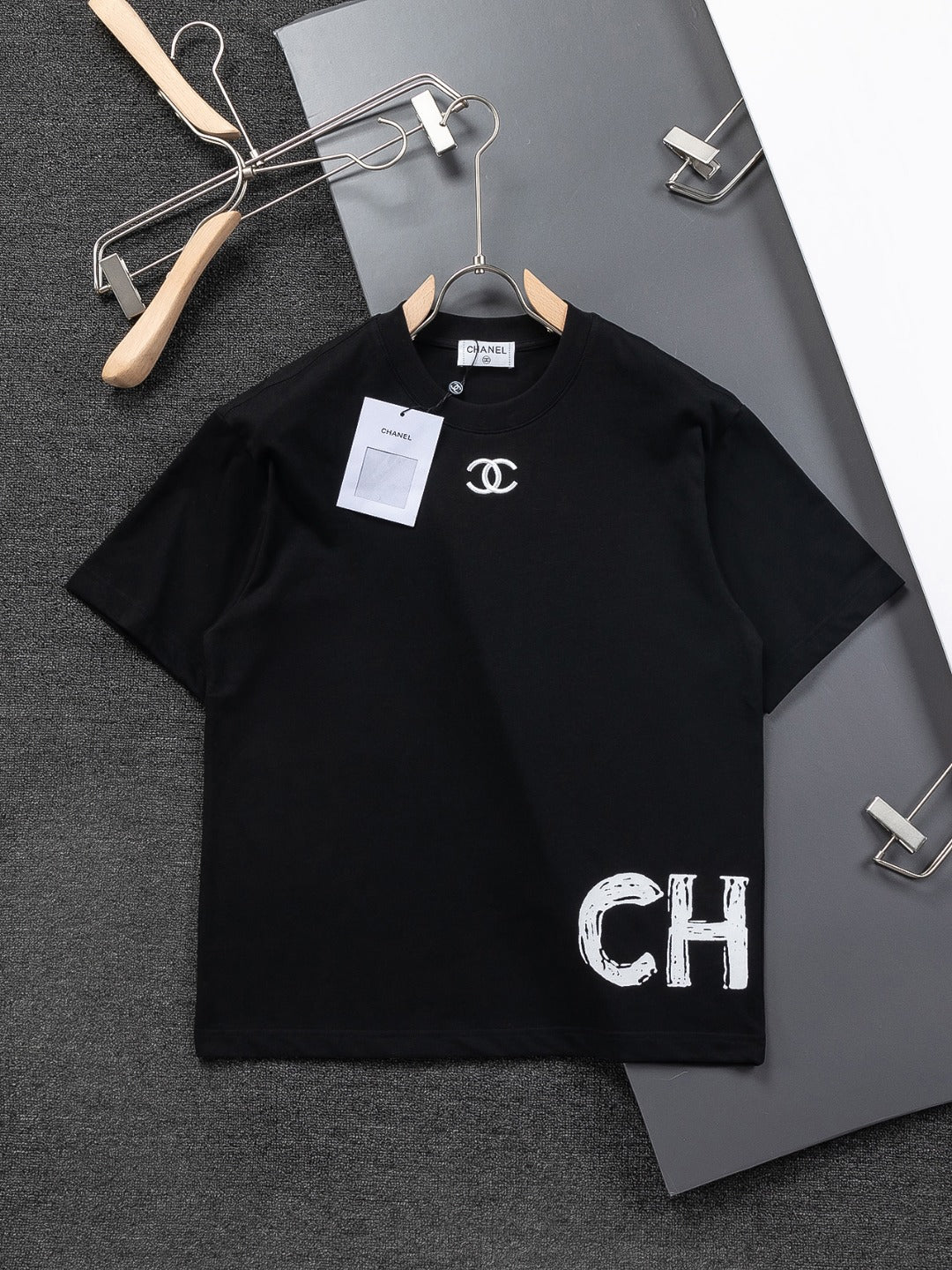 LuxluxHouse Best Quality Clothes T-shirt Chanel & Maison Margiela