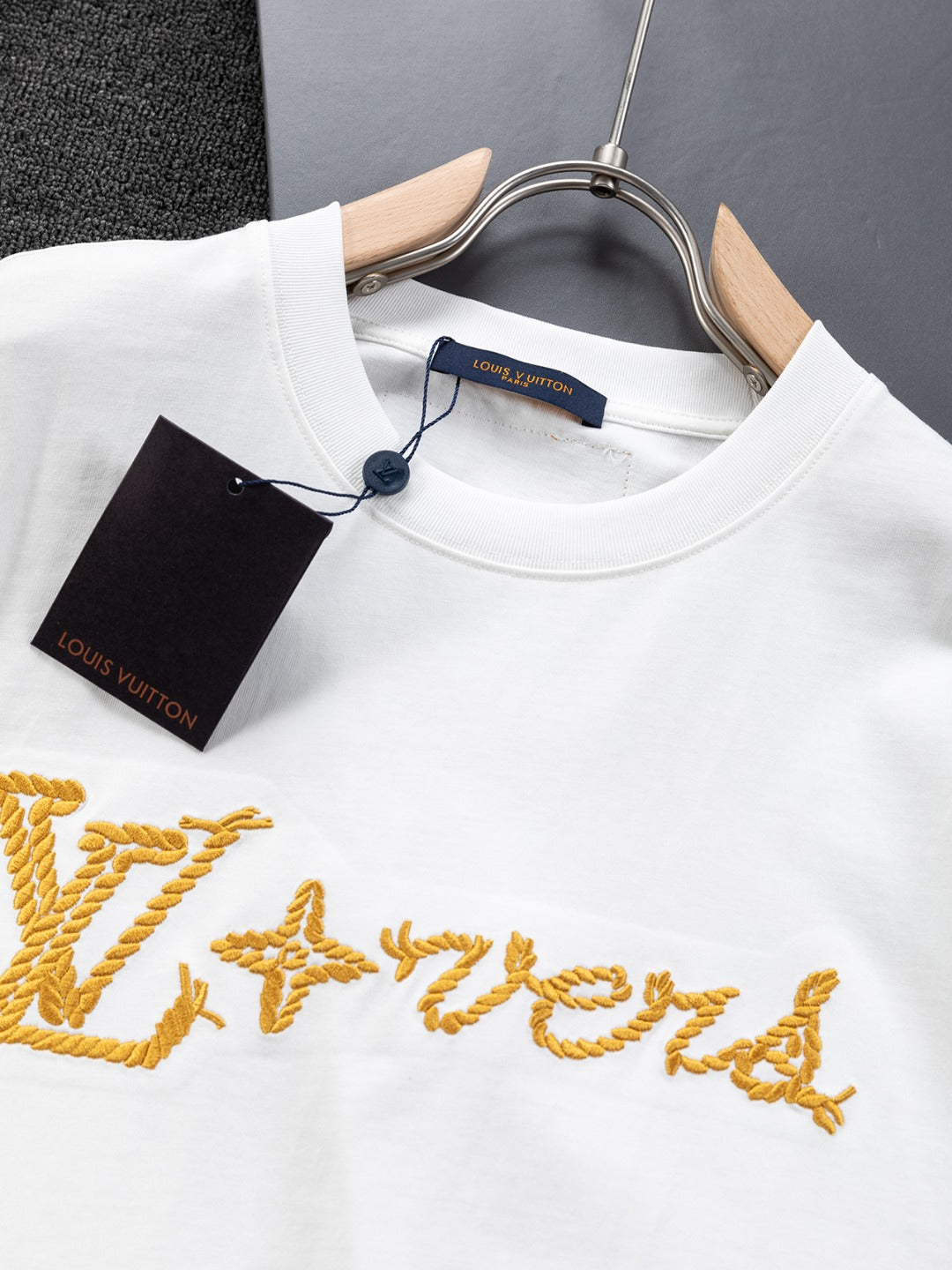 LuxluxHouse Best Quality Clothes T-shirt Louis Vuitton