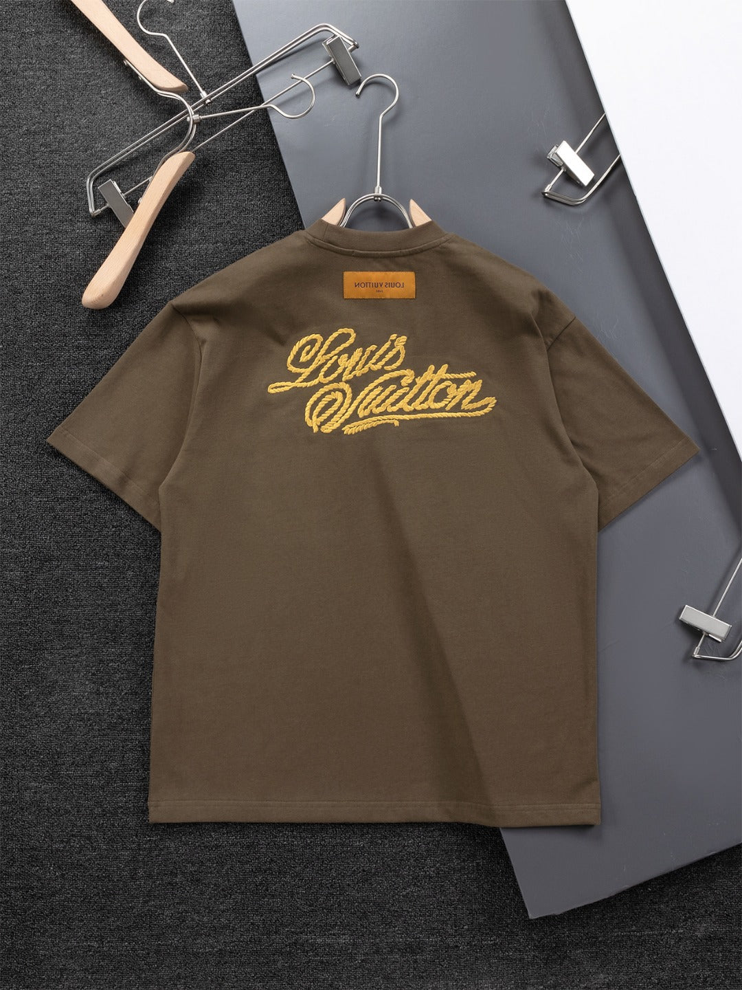 LuxluxHouse Best Quality Clothes T-shirt Louis Vuitton