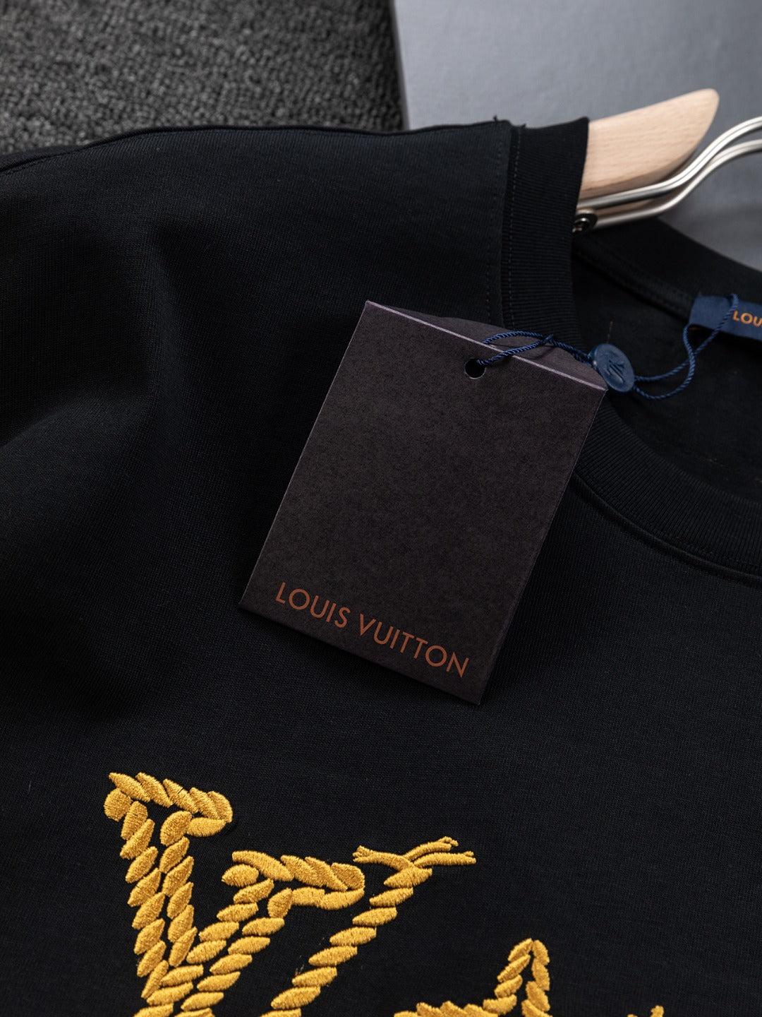 LuxluxHouse Best Quality Clothes T-shirt Louis Vuitton