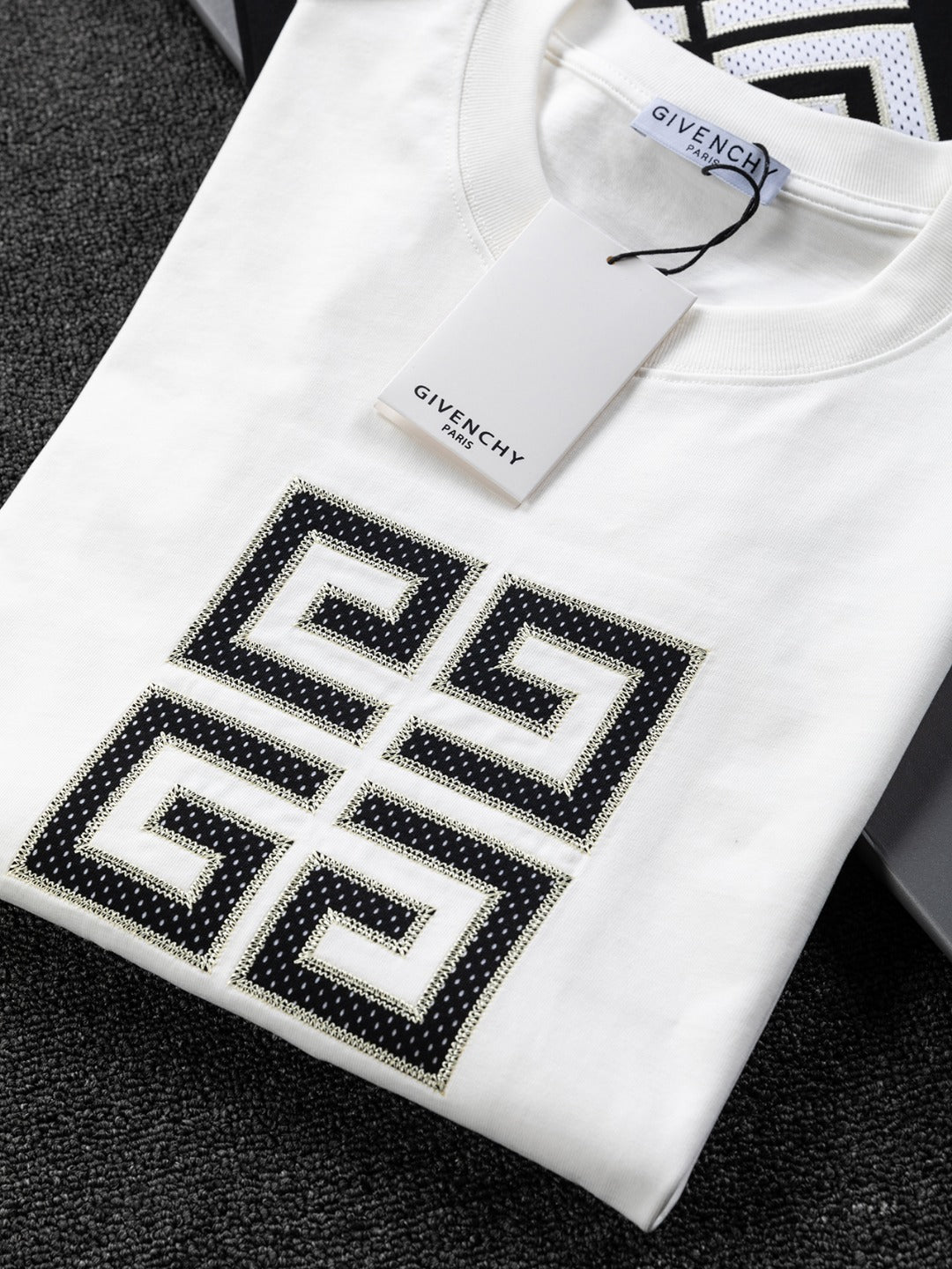 LuxluxHouse Best Quality Clothes Givenchy T-shirt
