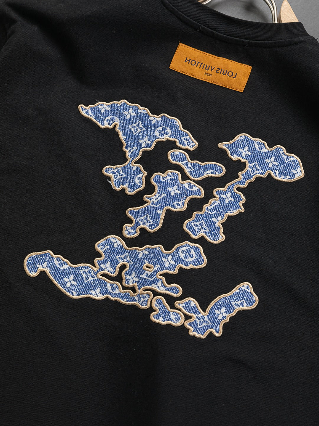 LuxluxHouse Best Quality Clothes T-shirt Louis Vuitton