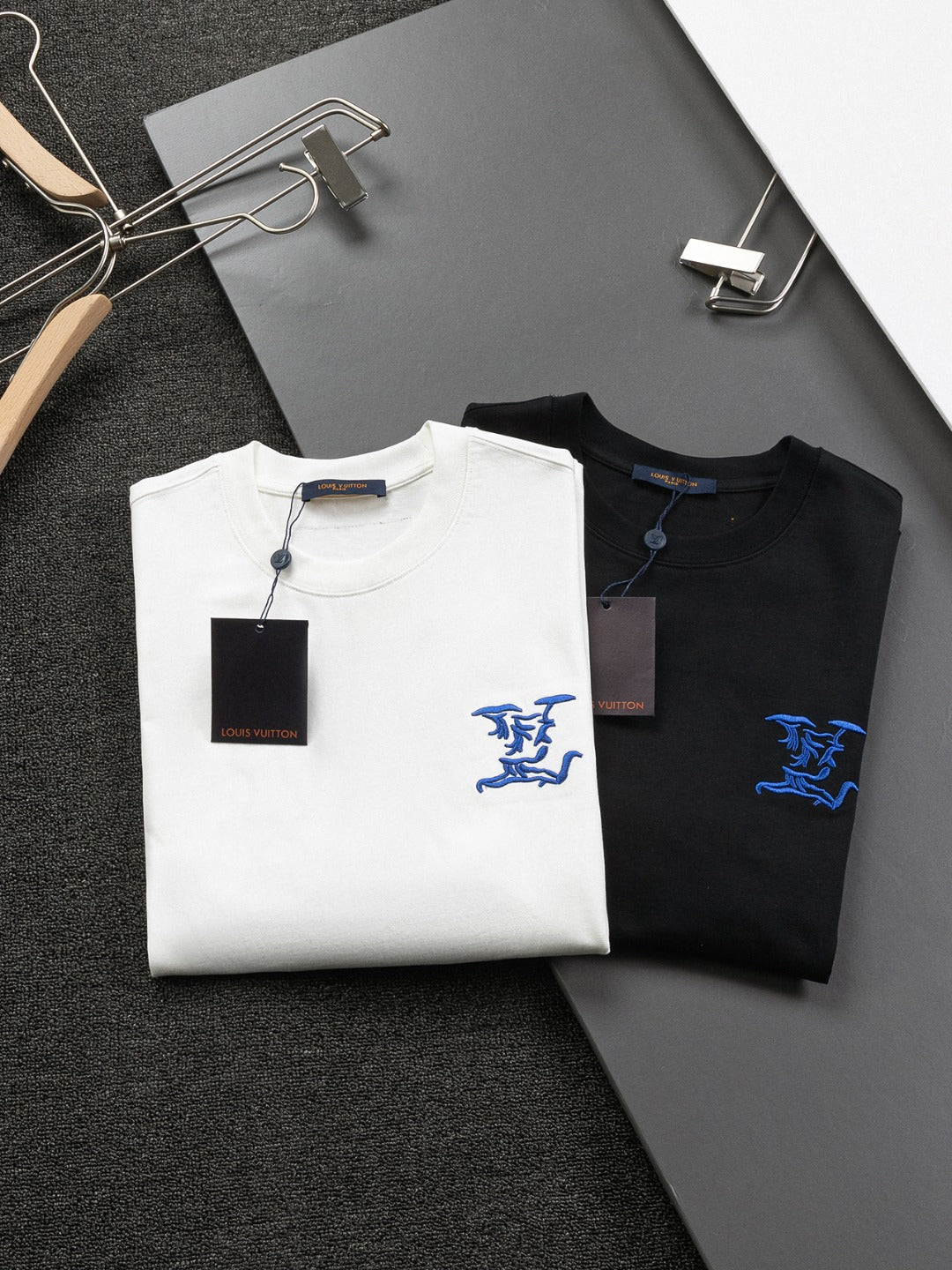 LuxluxHouse Best Quality Clothes T-shirt Louis Vuitton