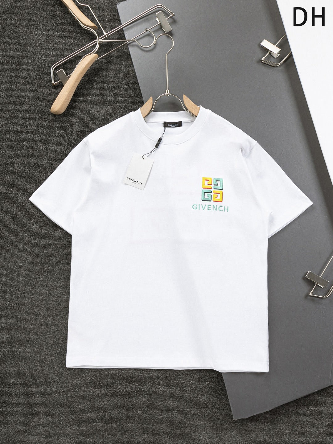 LuxluxHouse Best Quality Clothes Givenchy T-shirt