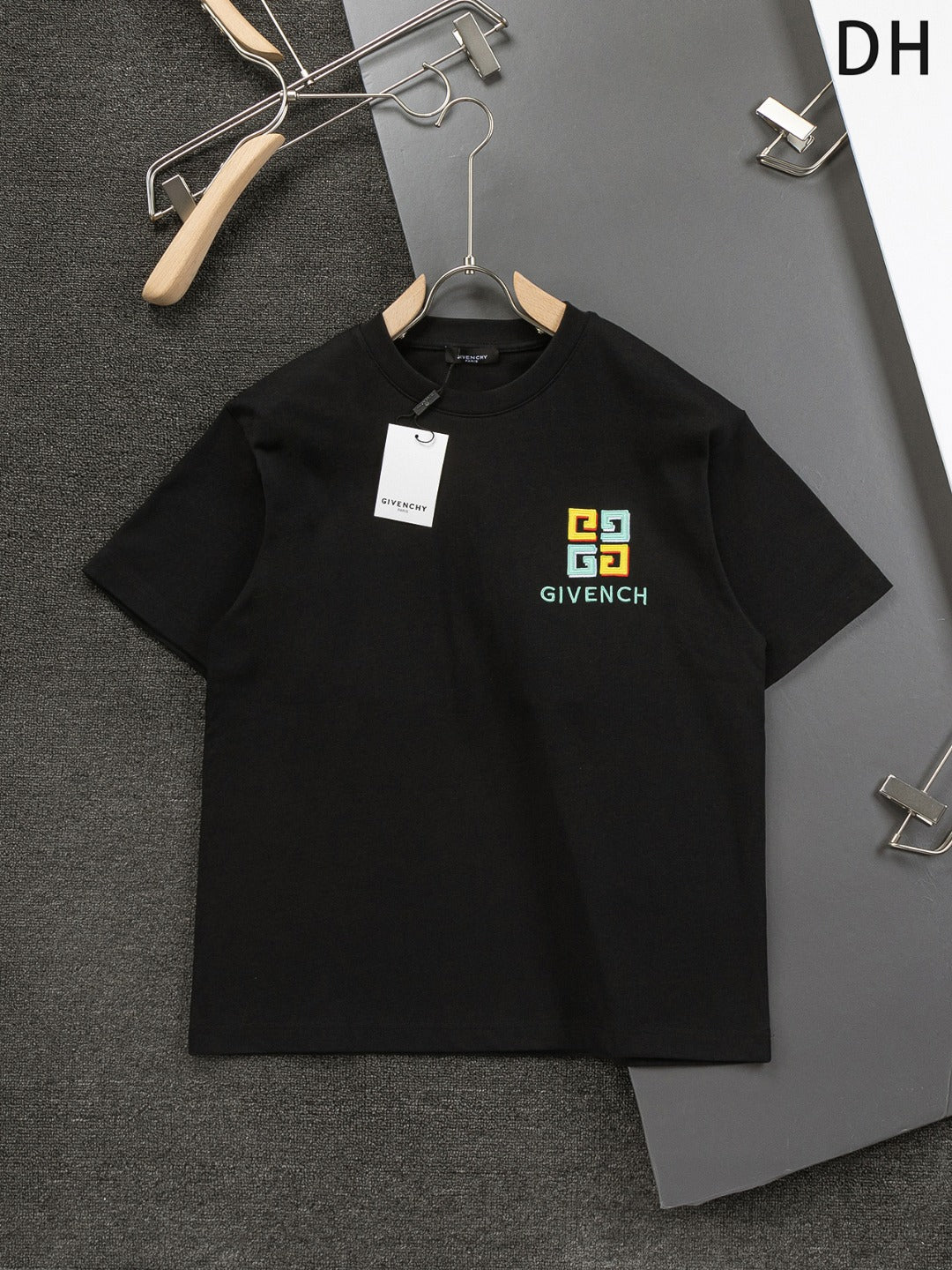 LuxluxHouse Best Quality Clothes Givenchy T-shirt