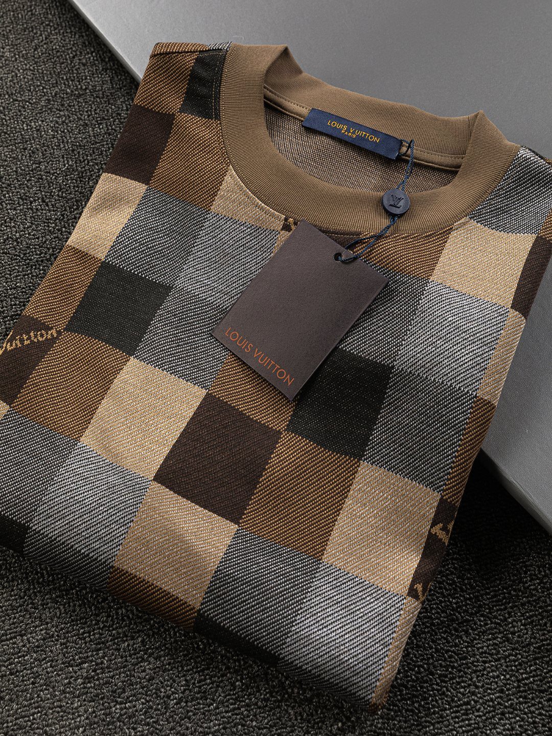 LuxluxHouse Best Quality Clothes T-shirt Louis Vuitton