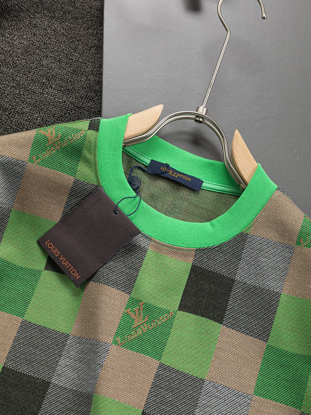 LuxluxHouse Best Quality Clothes T-shirt Louis Vuitton