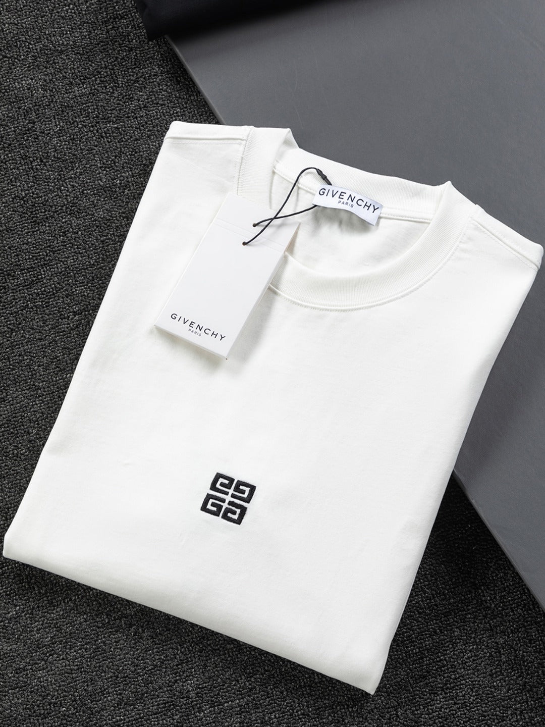 LuxluxHouse Best Quality Clothes Givenchy T-shirt