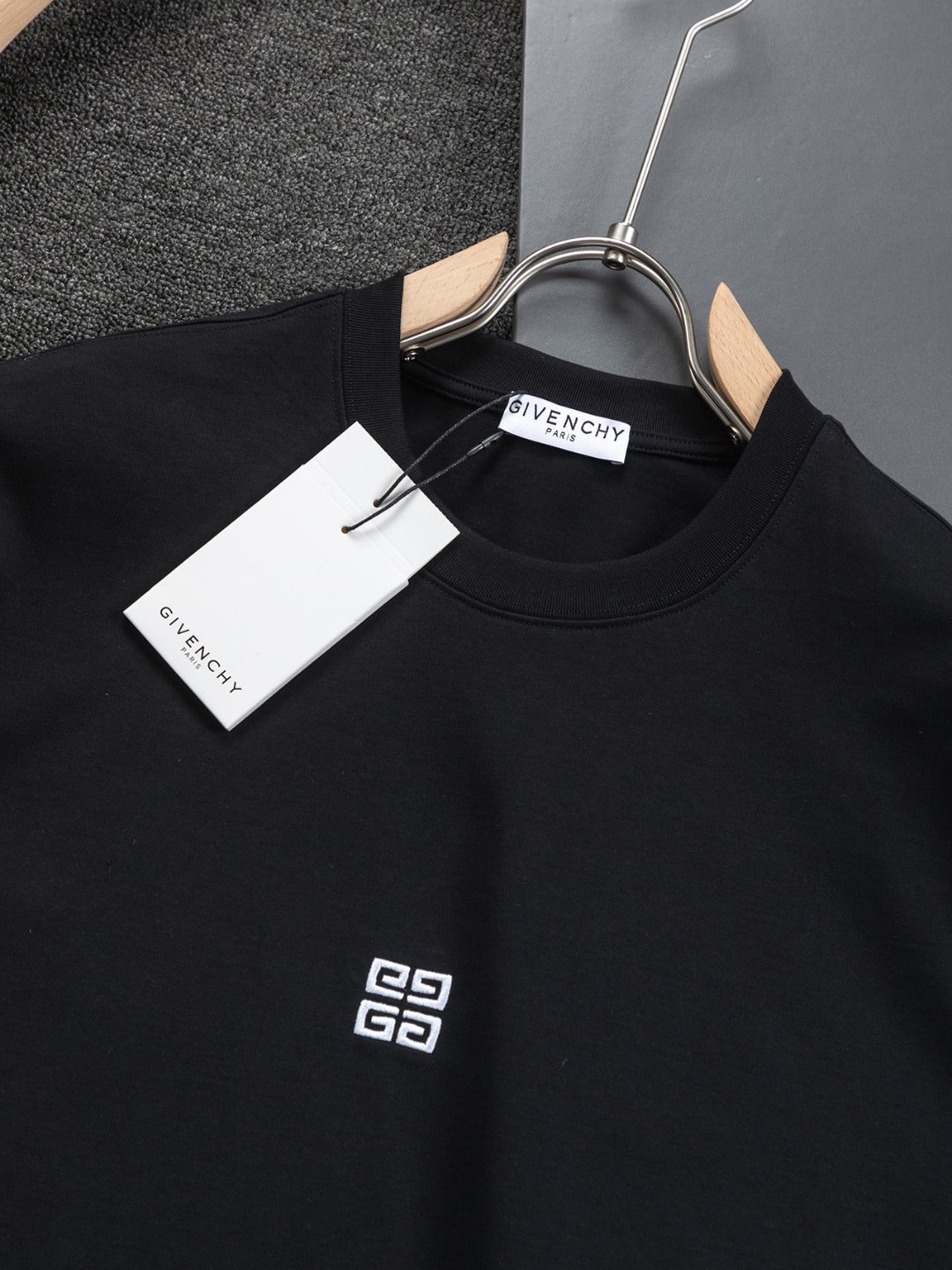 LuxluxHouse Best Quality Clothes Givenchy T-shirt