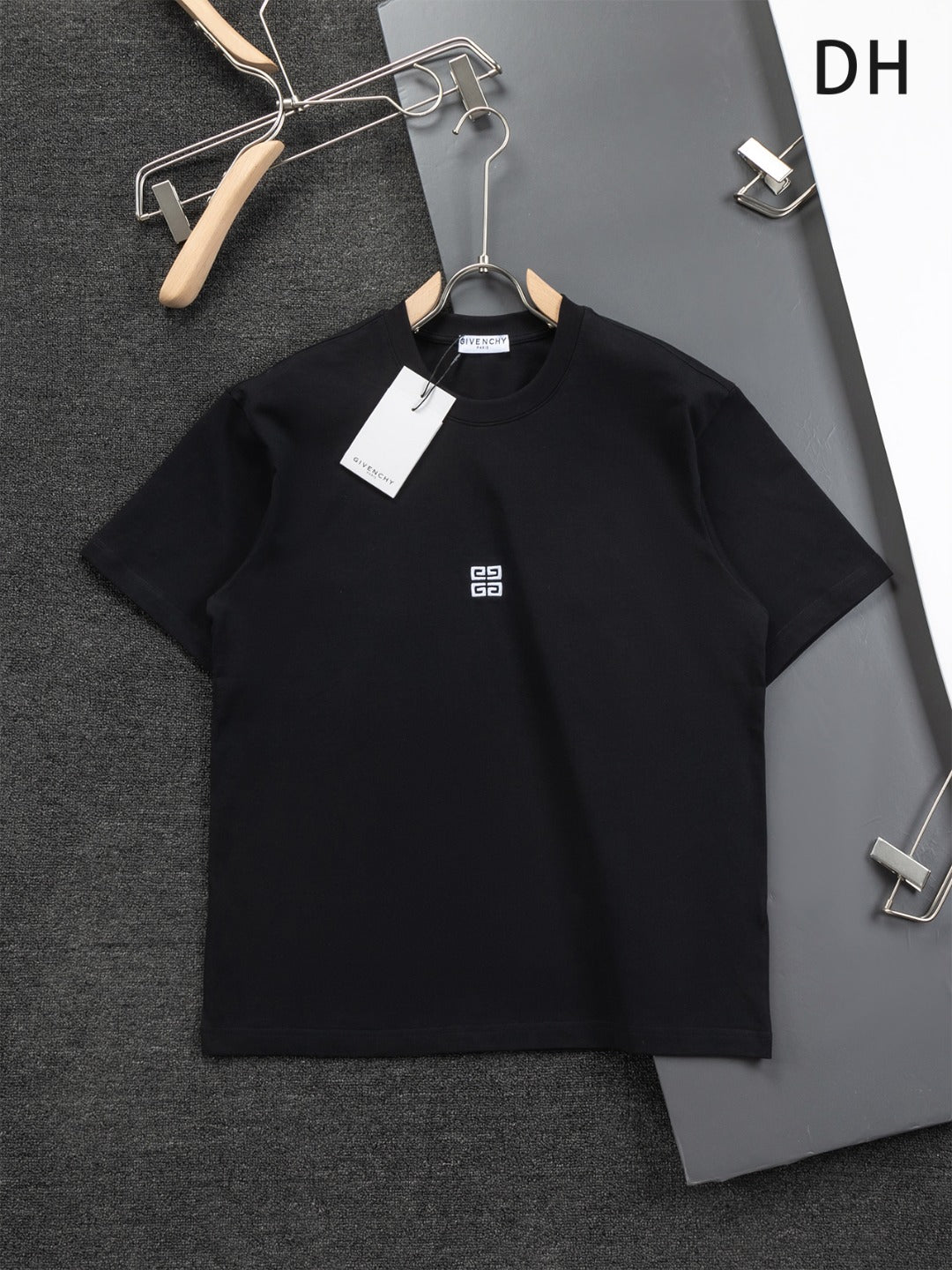 LuxluxHouse Best Quality Clothes Givenchy T-shirt