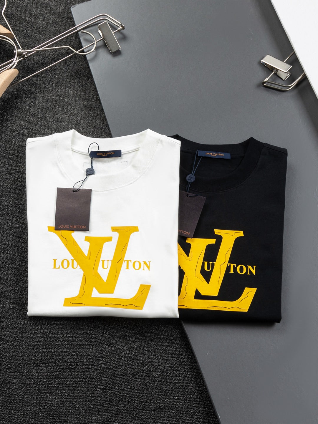 LuxluxHouse Best Quality Clothes T-shirt Louis Vuitton