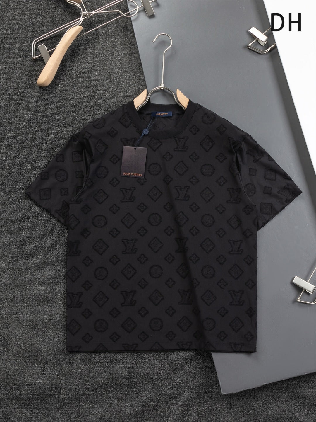 LuxluxHouse Best Quality Clothes T-shirt Louis Vuitton