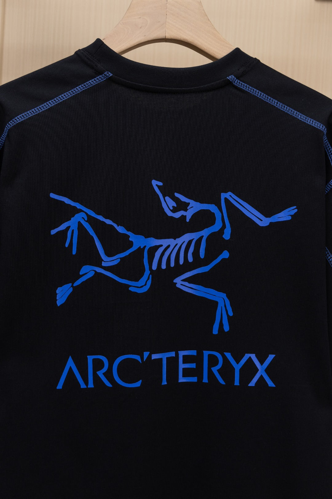 LuxluxHouse Best Quality Clothes T-shirt Arcteryx