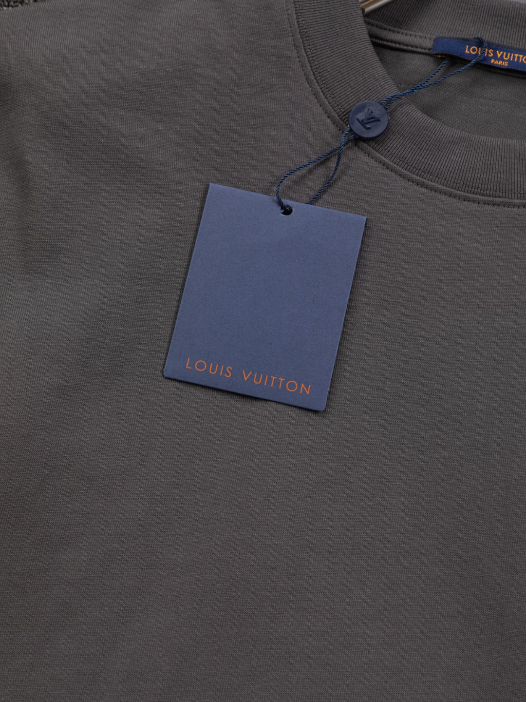 LuxluxHouse Best Quality Clothes T-shirt Louis Vuitton