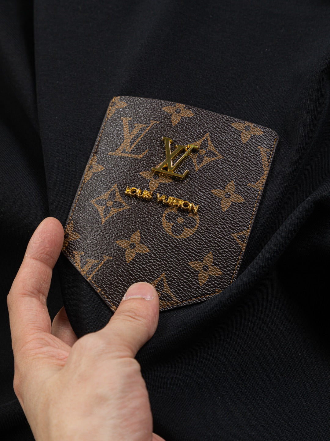 LuxluxHouse Best Quality Clothes T-shirt Louis Vuitton