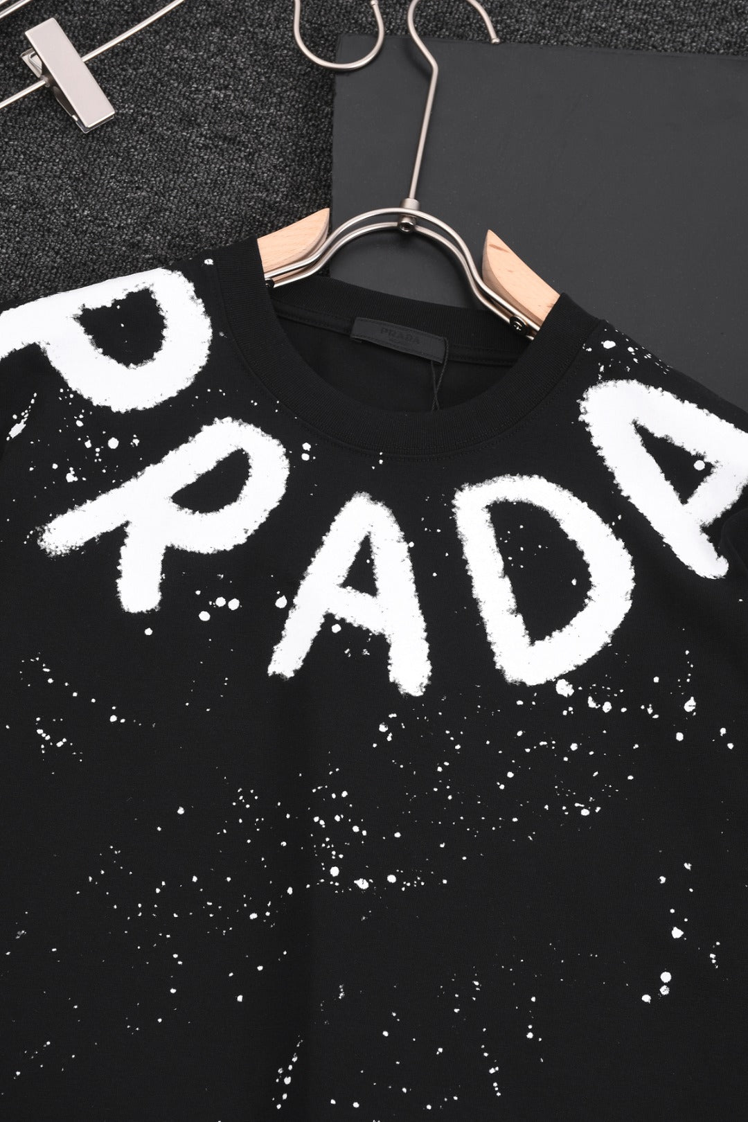 LuxluxHouse Best Quality Clothes T-shirt Prada