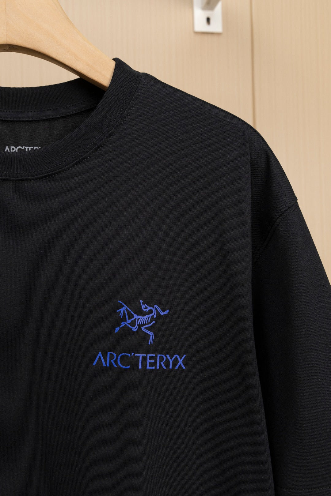 LuxluxHouse Best Quality Clothes T-shirt Arcteryx