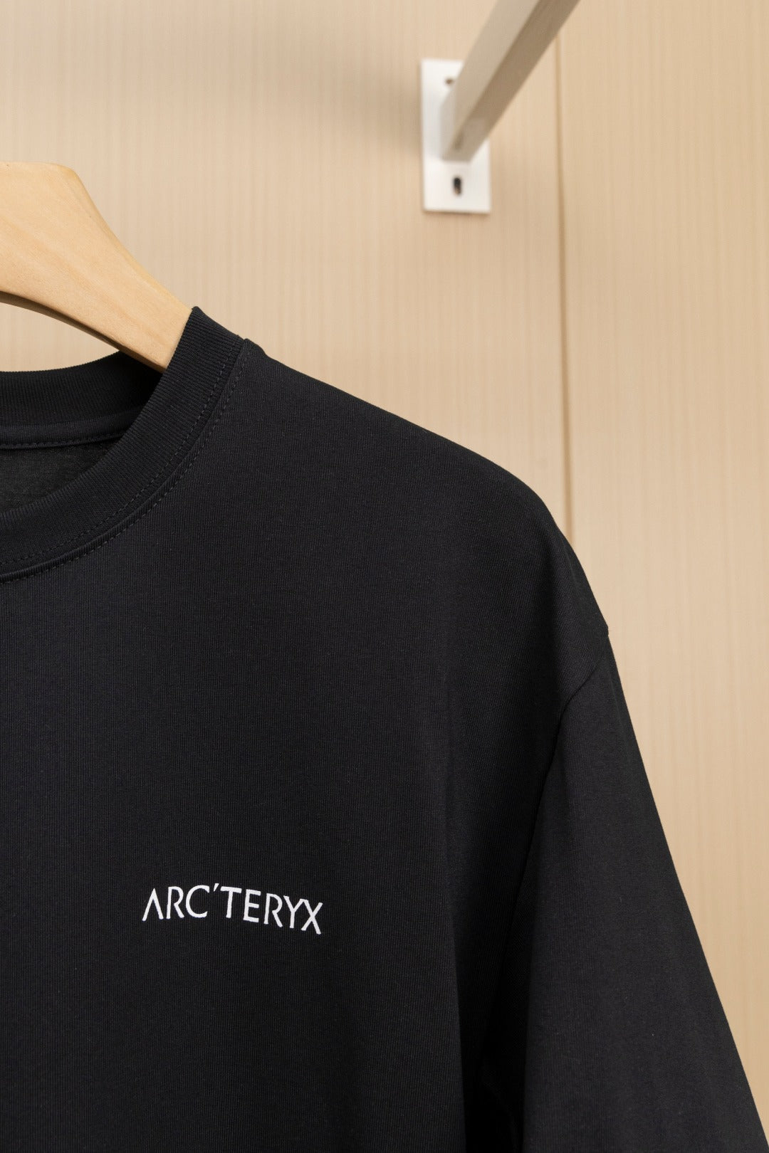 LuxluxHouse Best Quality Clothes T-shirt Arcteryx