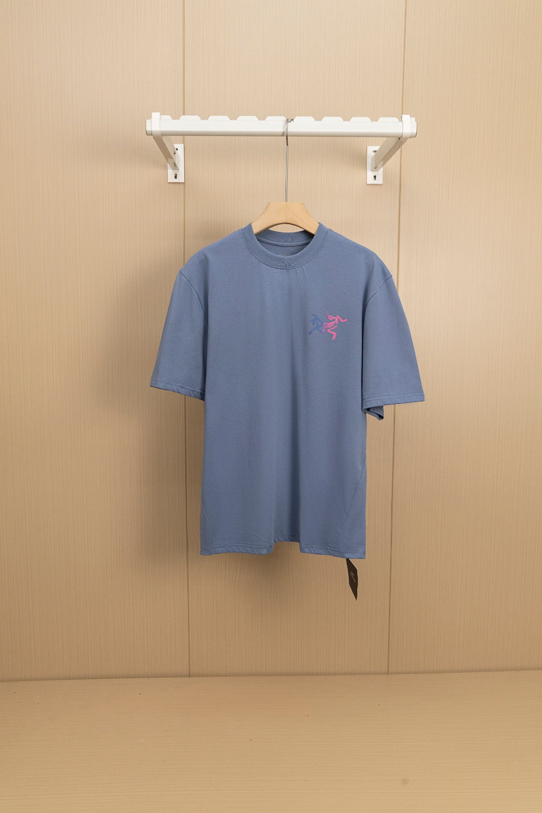 LuxluxHouse Best Quality Clothes T-shirt Arcteryx