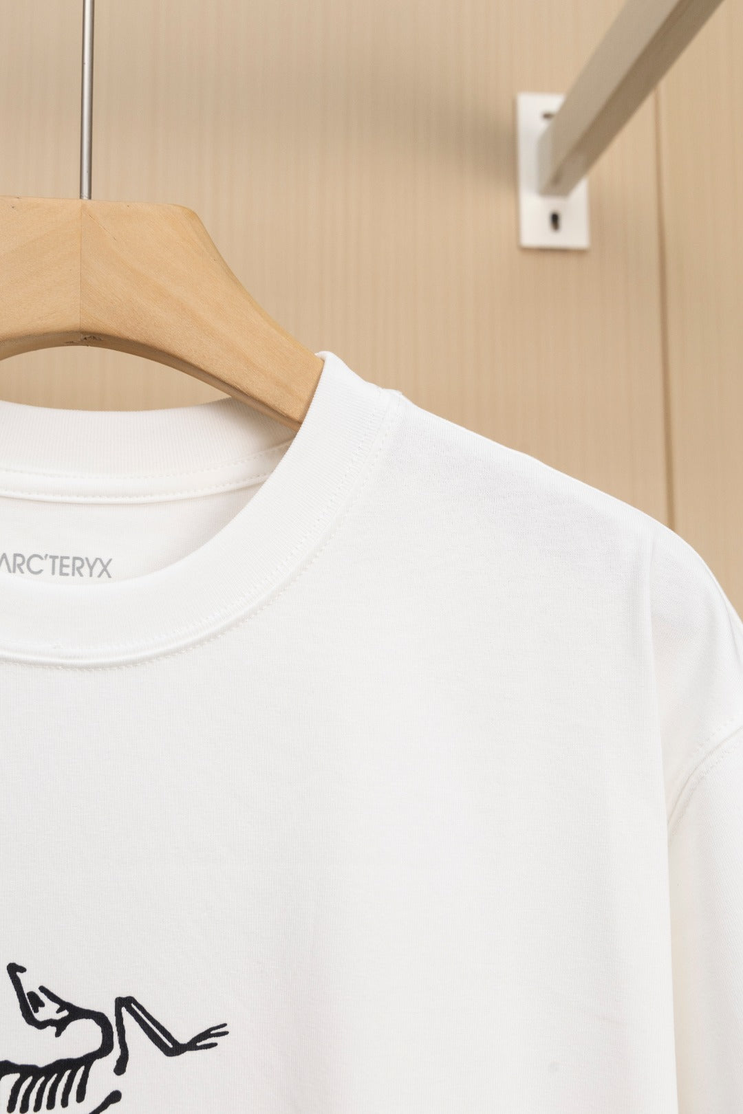 LuxluxHouse Best Quality Clothes T-shirt Arcteryx