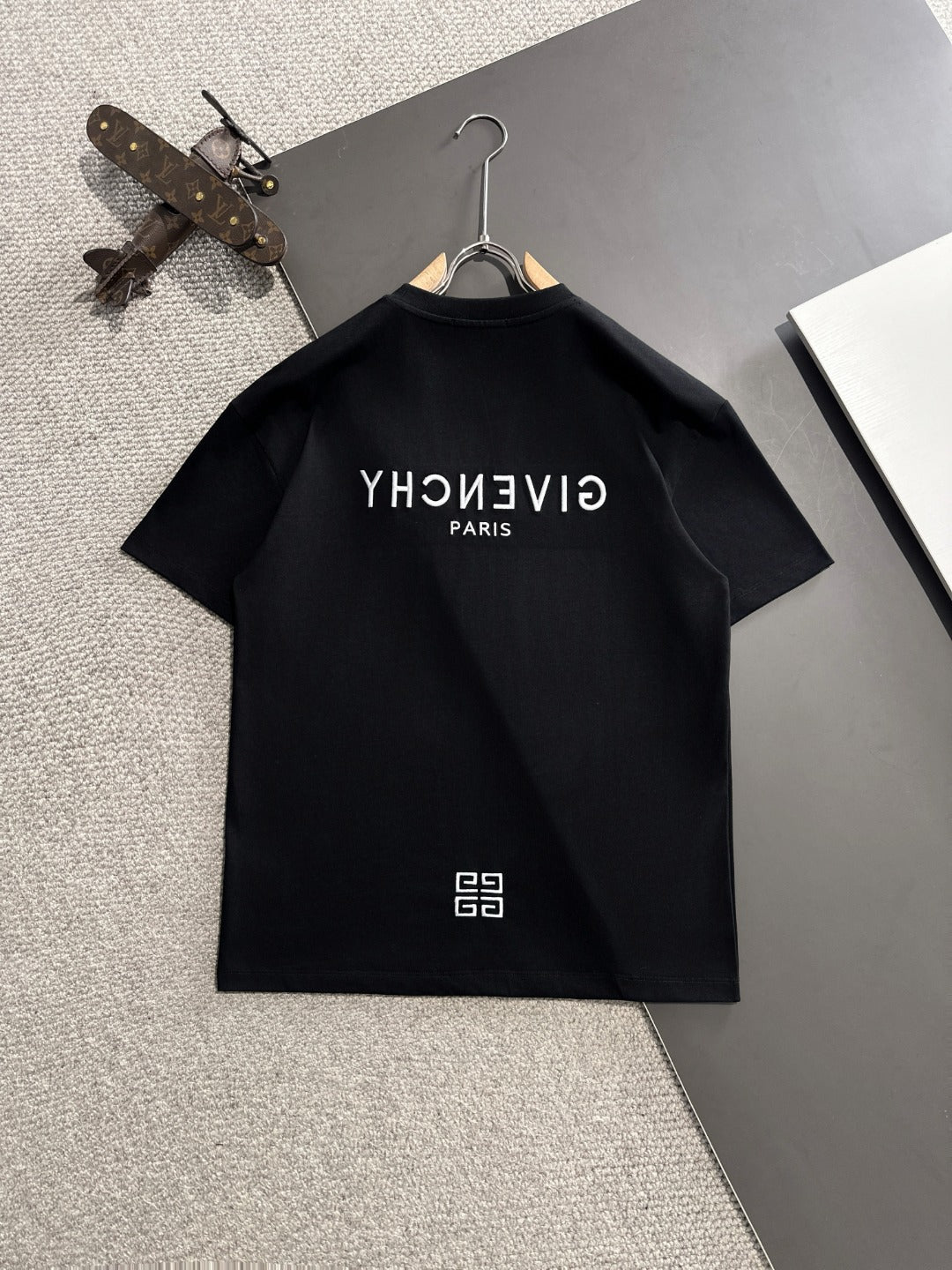 LuxluxHouse Best Quality Clothes Givenchy T-shirt
