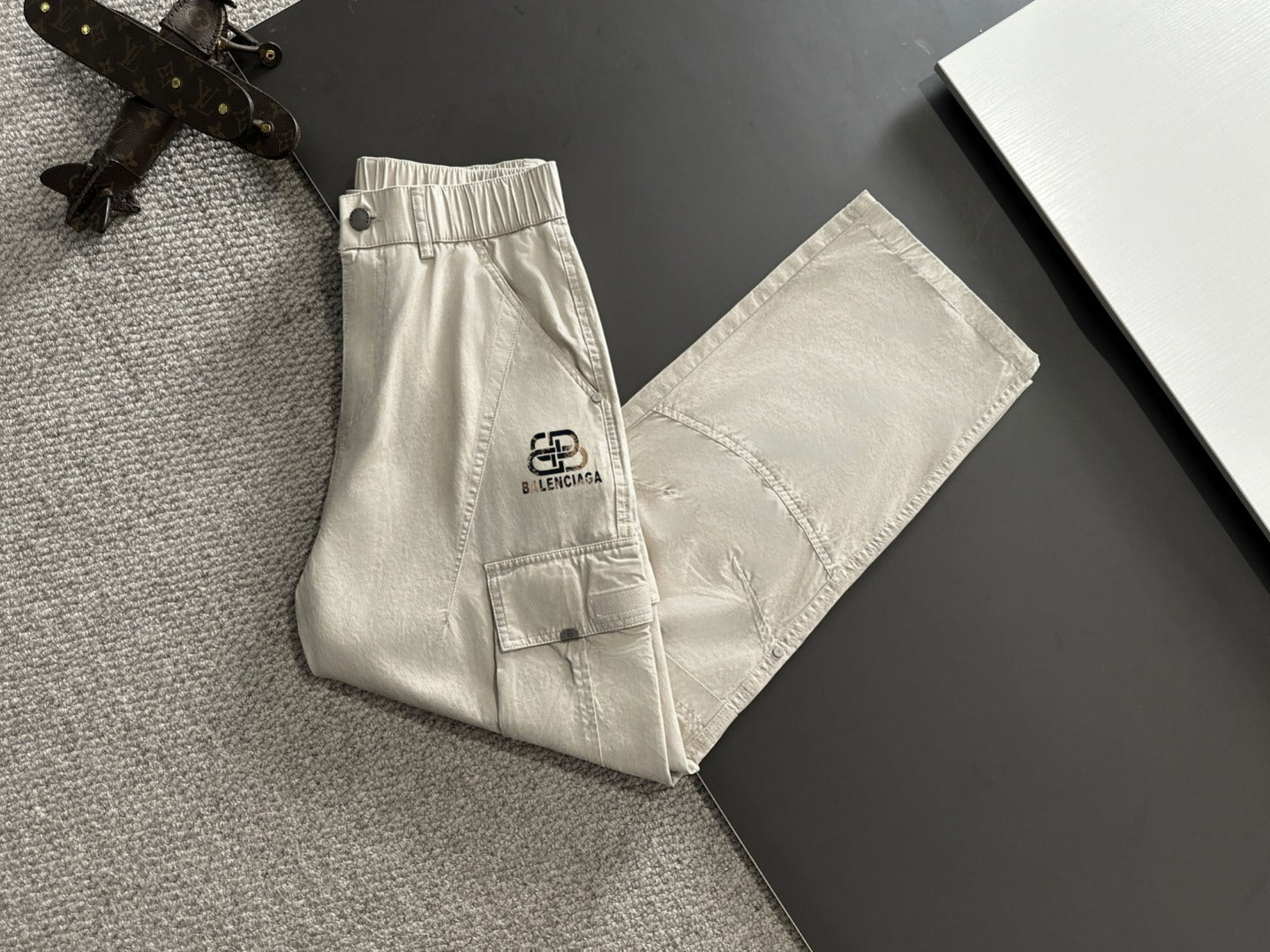LuxluxHouse Best Quality Clothes Balenciaga Pants