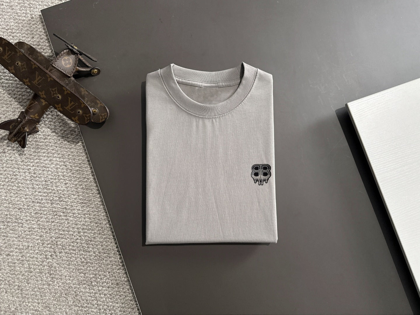 LuxluxHouse Best Quality Clothes Balenciaga T-shirt