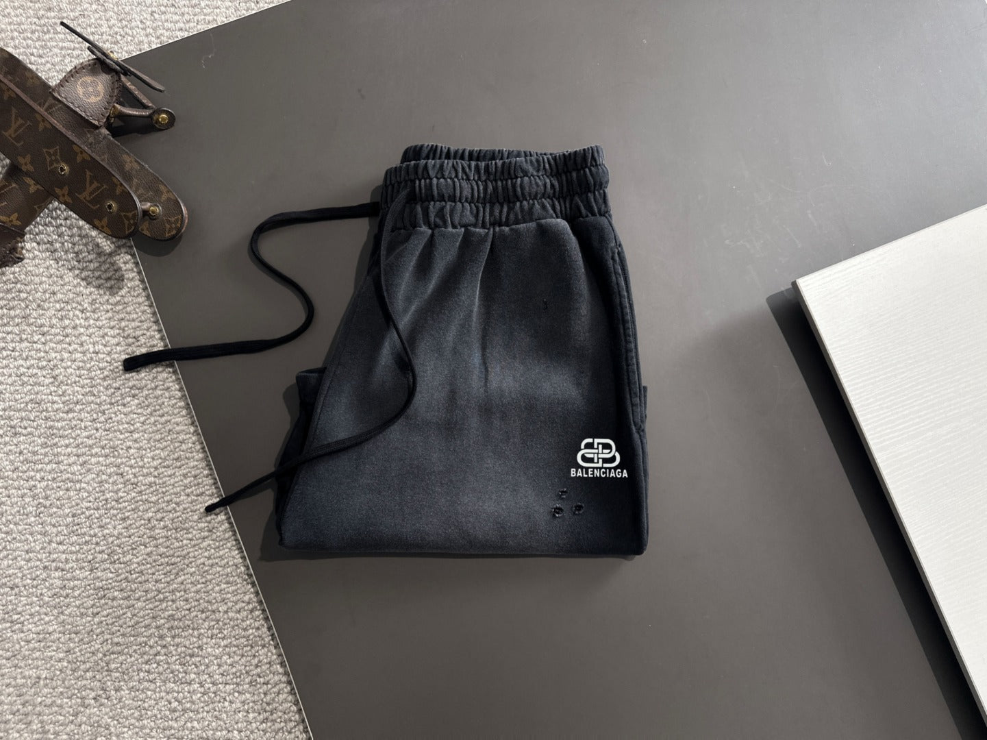 LuxluxHouse Best Quality Clothes Balenciaga Pants
