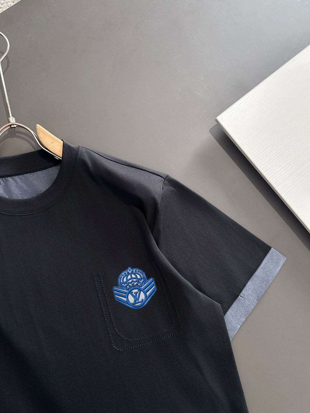 LuxluxHouse Best Quality Clothes T-shirt Louis Vuitton