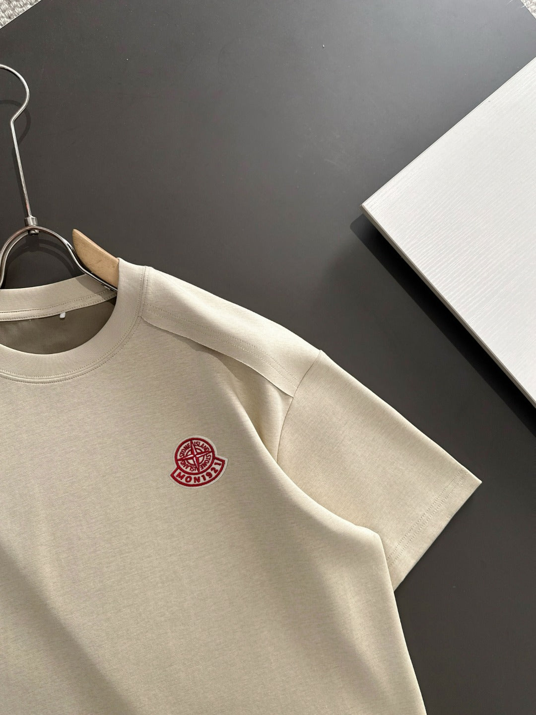 LuxluxHouse Best Quality Clothes T-shirt Moncler
