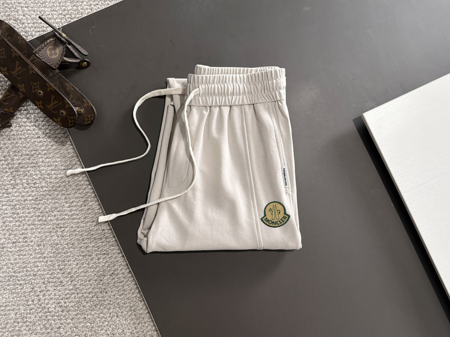 LuxluxHouse Best Quality Clothes Pants Moncler