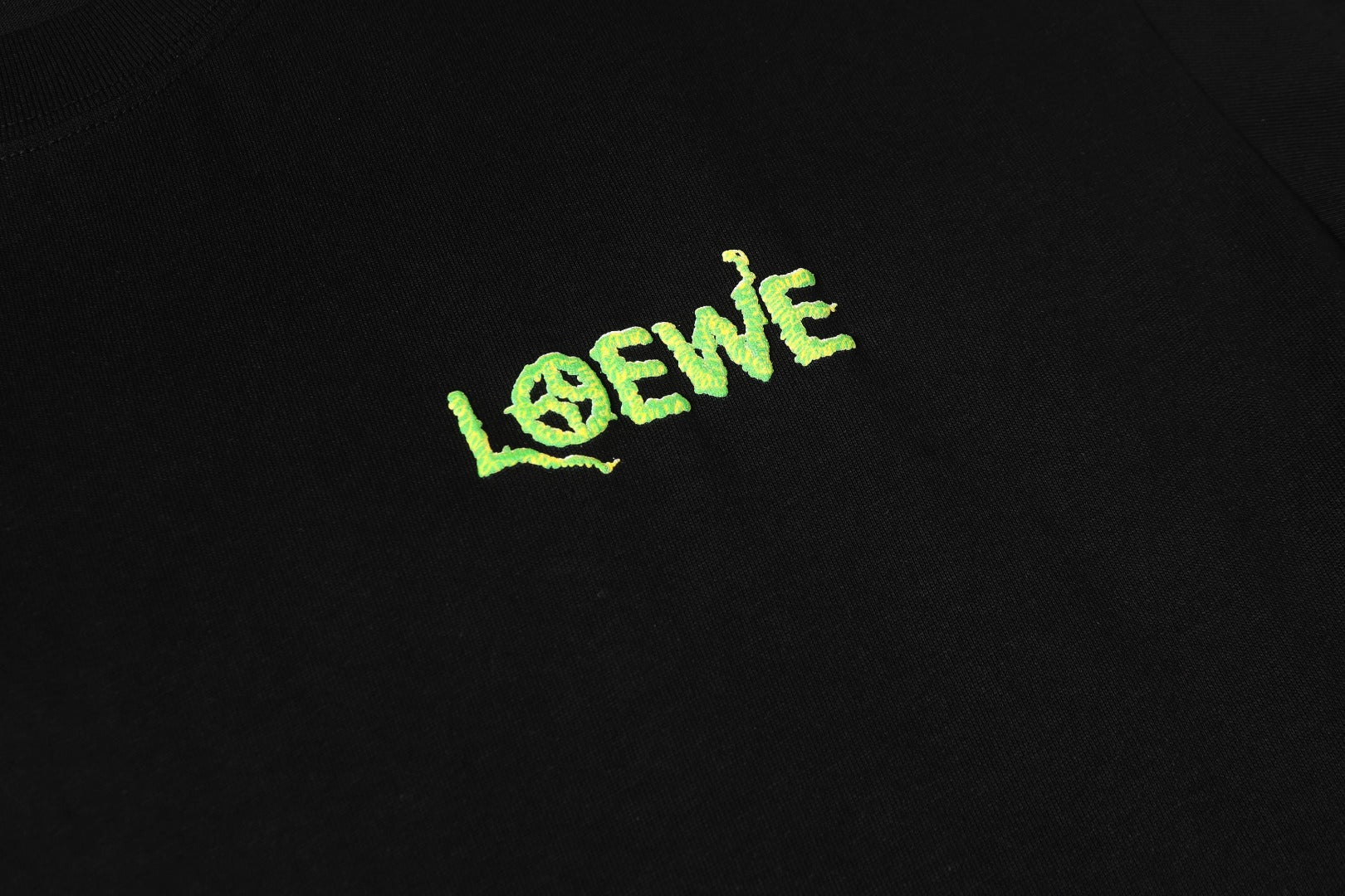 LuxluxHouse Best Quality Clothes T-shirt Loewe