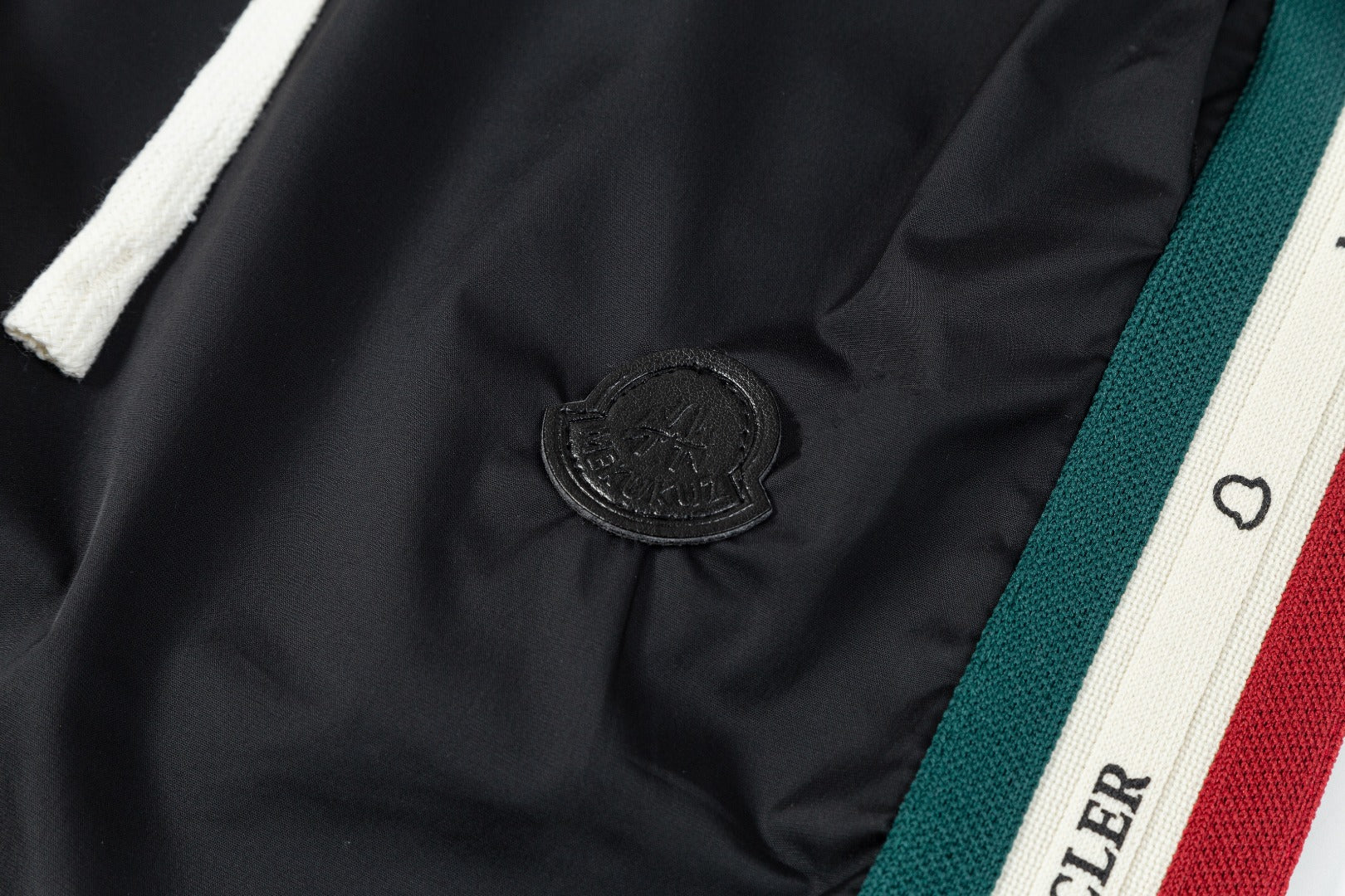 LuxluxHouse Best Quality Clothes Pants Moncler