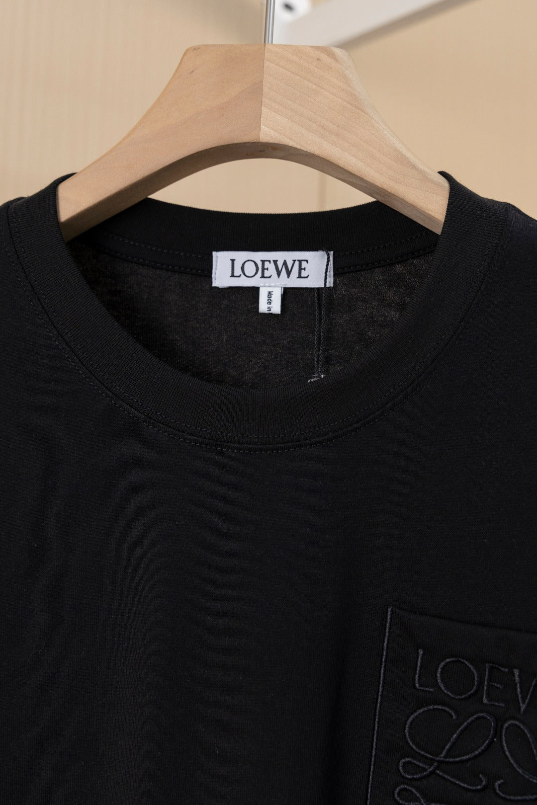 LuxluxHouse Best Quality Clothes T-shirt Loewe