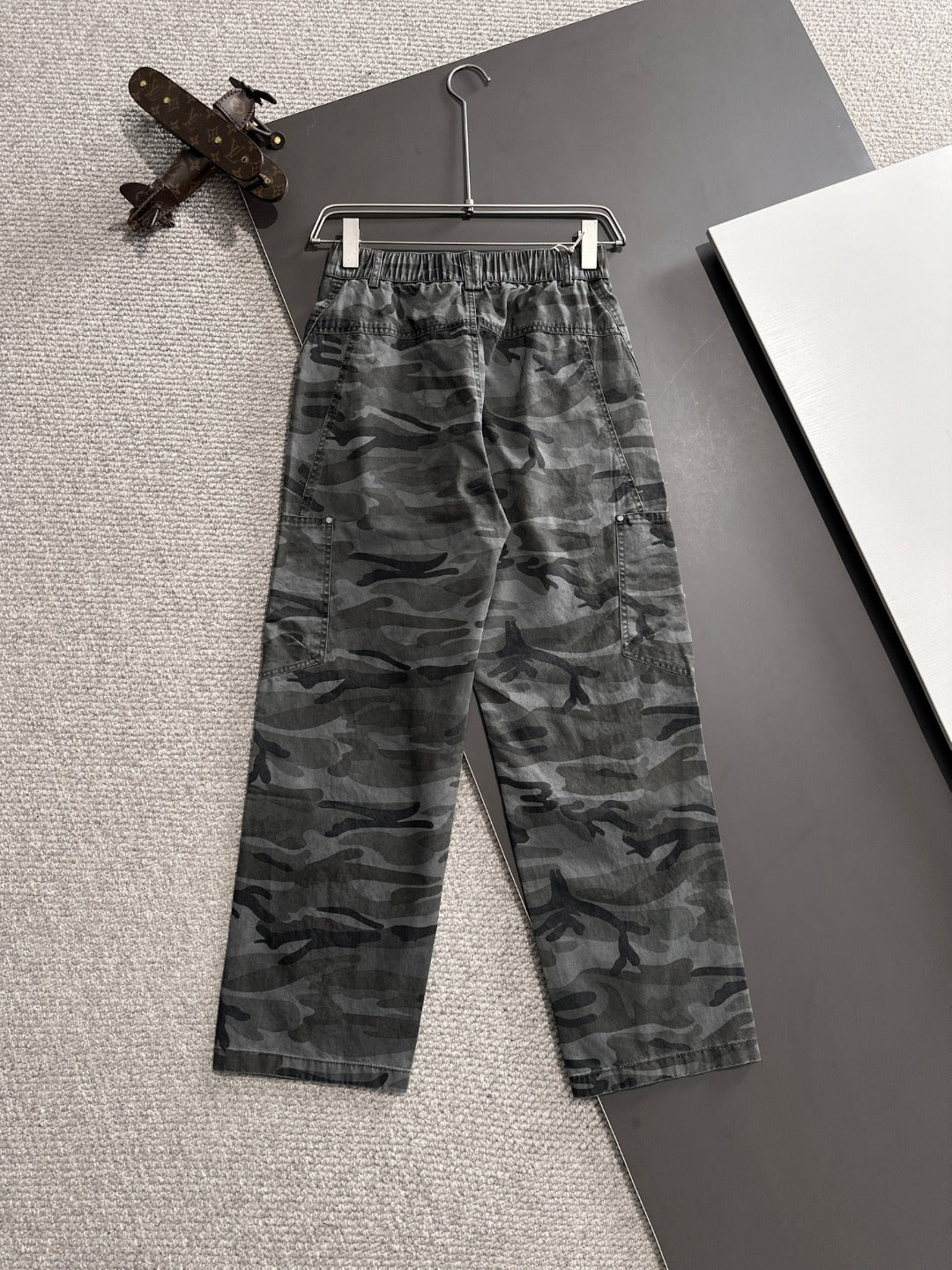 LuxluxHouse Best Quality Clothes Balenciaga Pants