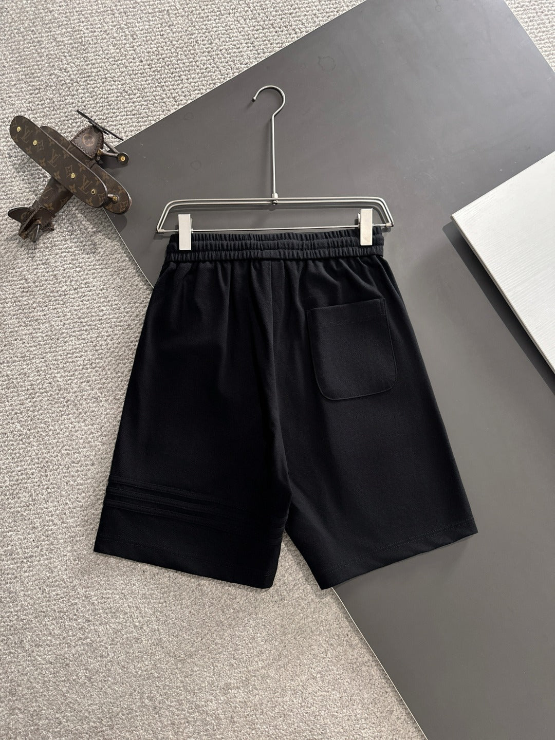 LuxluxHouse Best Quality Clothes Pants Moncler