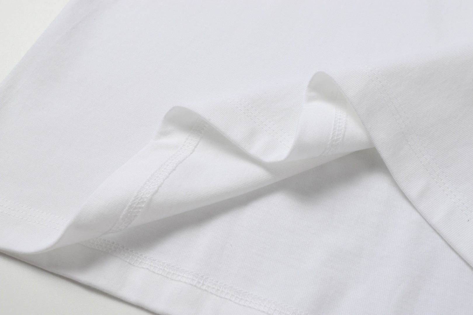 LuxluxHouse Best Quality Clothes T-shirt Arcteryx