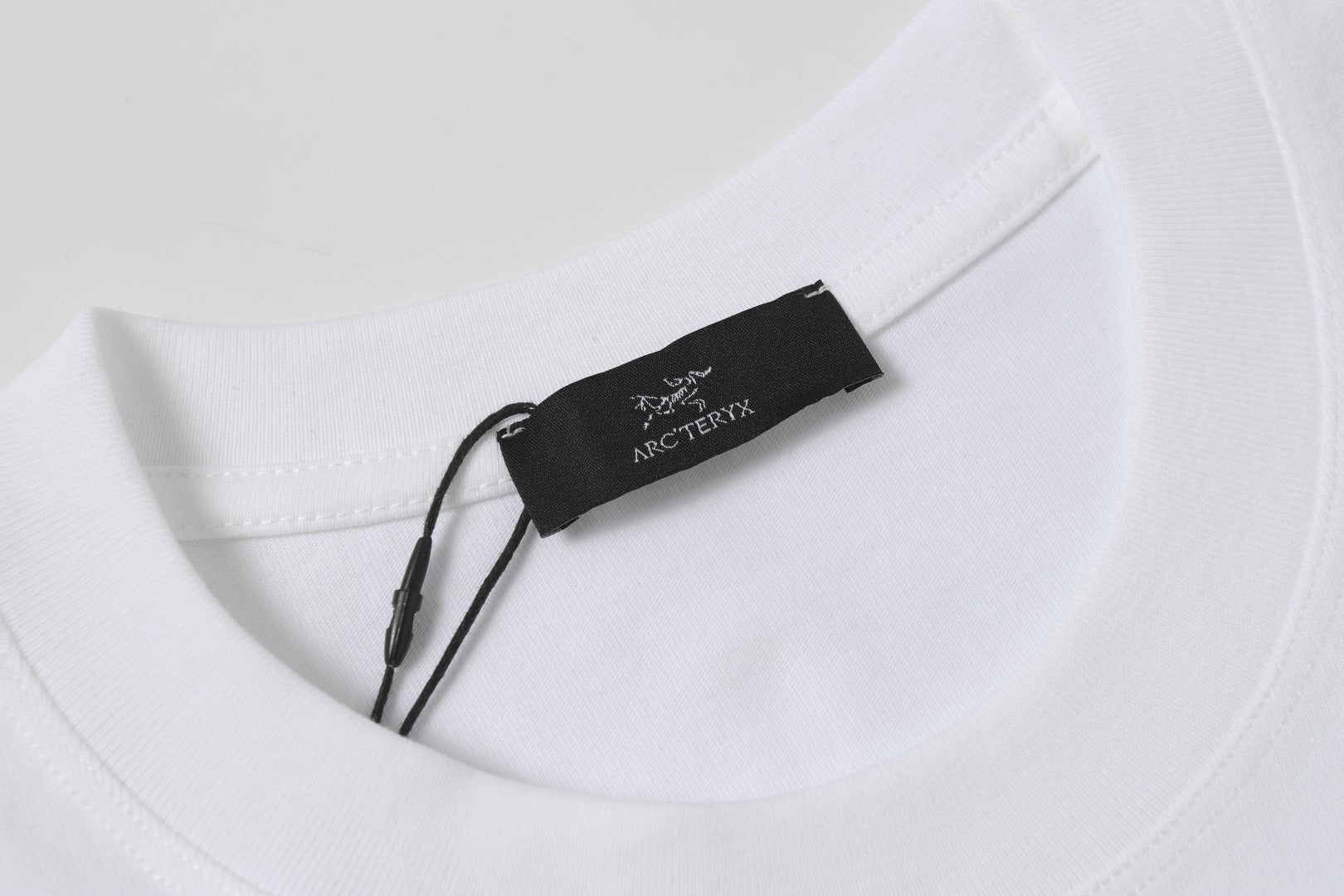 LuxluxHouse Best Quality Clothes T-shirt Arcteryx
