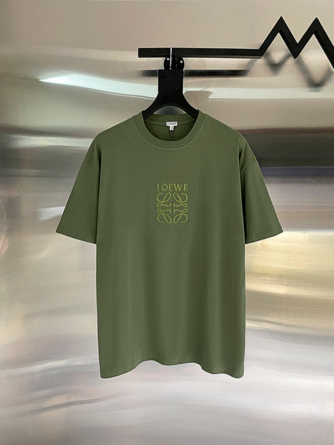 LuxluxHouse Best Quality Clothes T-shirt Loewe