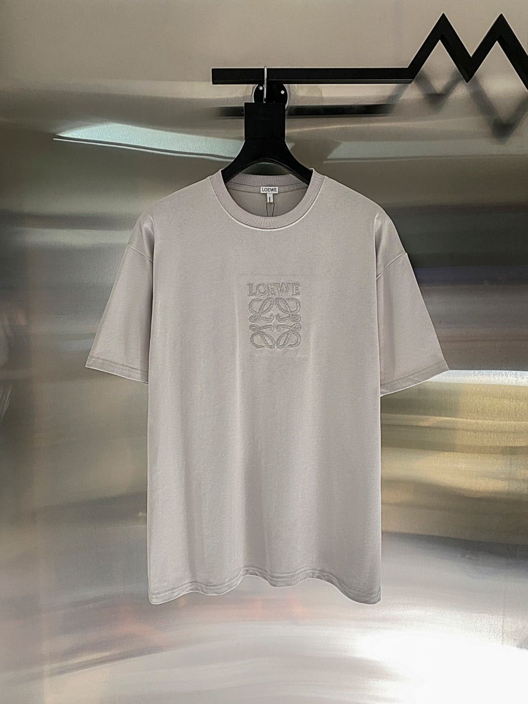 LuxluxHouse Best Quality Clothes T-shirt Loewe
