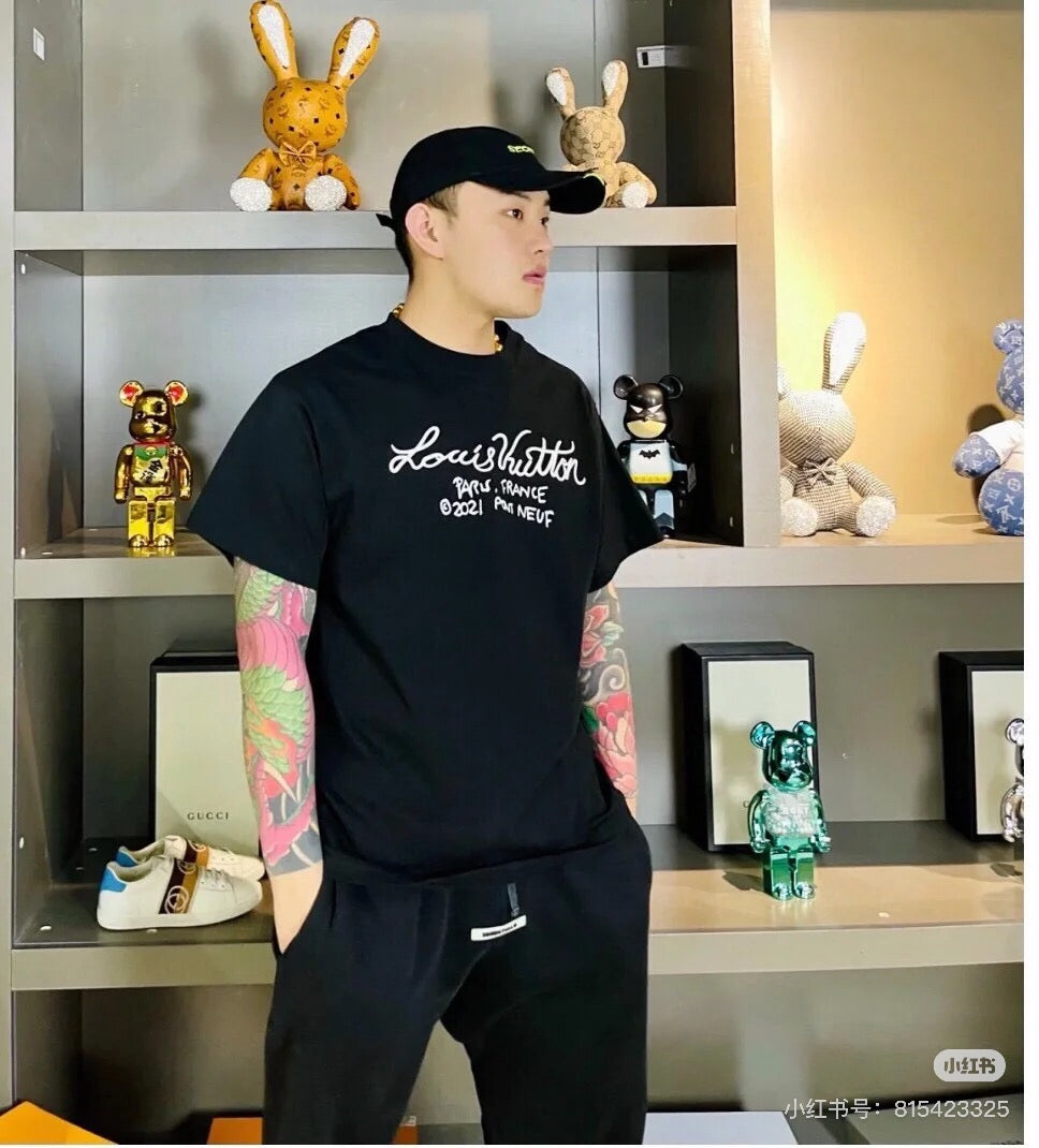 LuxluxHouse Best Quality Clothes T-shirt Louis Vuitton